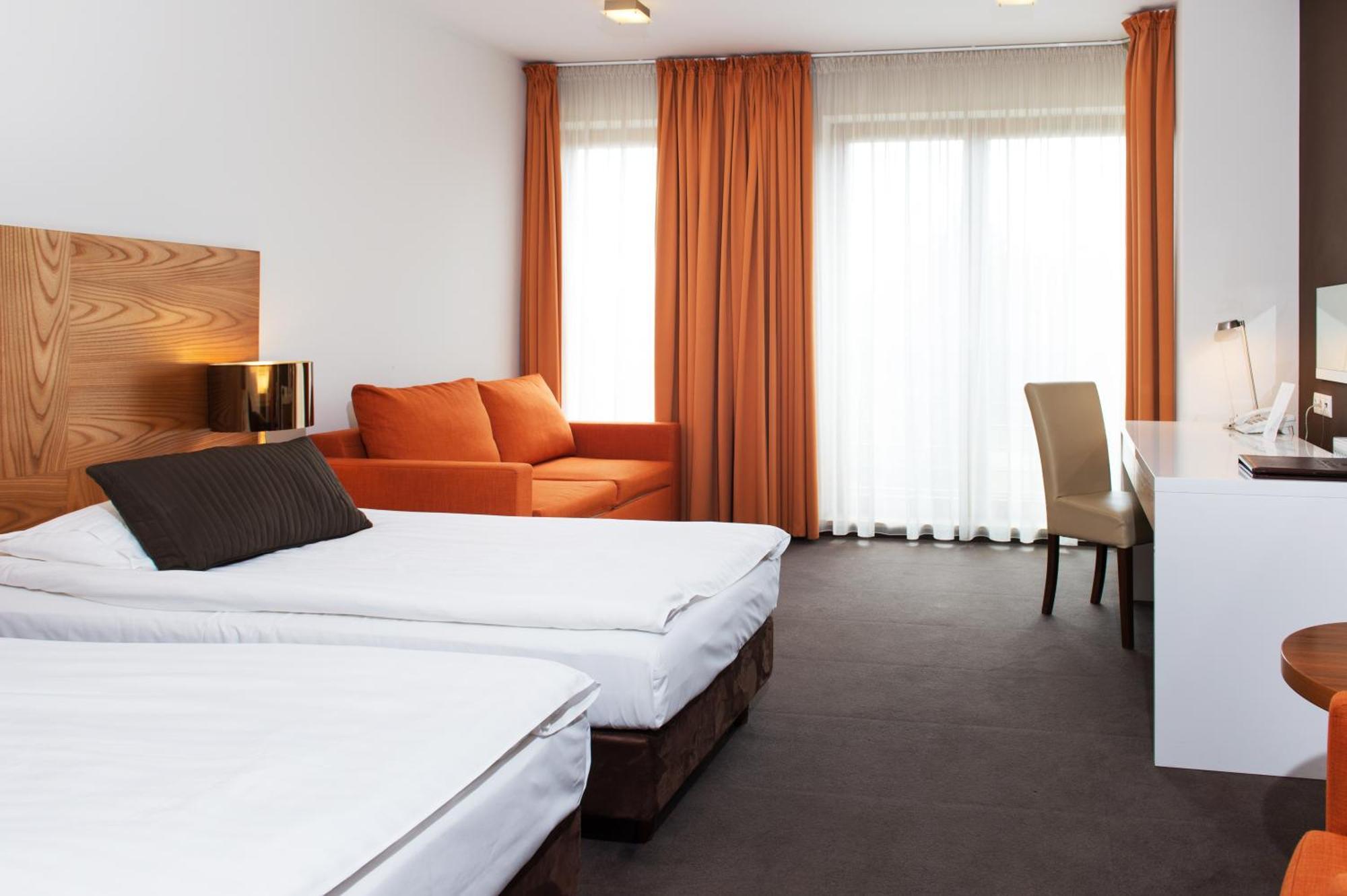 Bazuny Hotel&Spa Kościerzyna Exterior foto